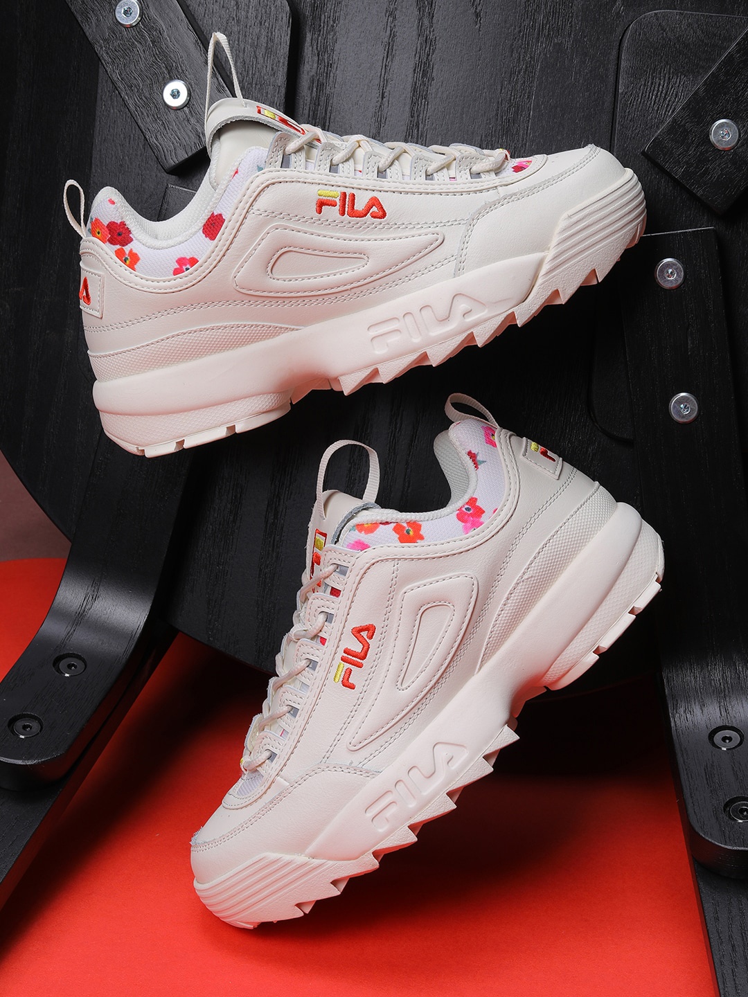

FILA Women White PU DISRUPTOR II TROPICAL Sneakers