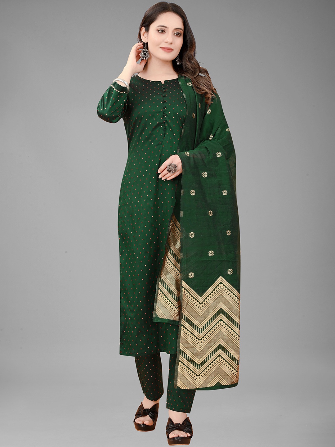 

GUNVANTI FAB Women Green Printed Kurti with Trousers & With Dupatta