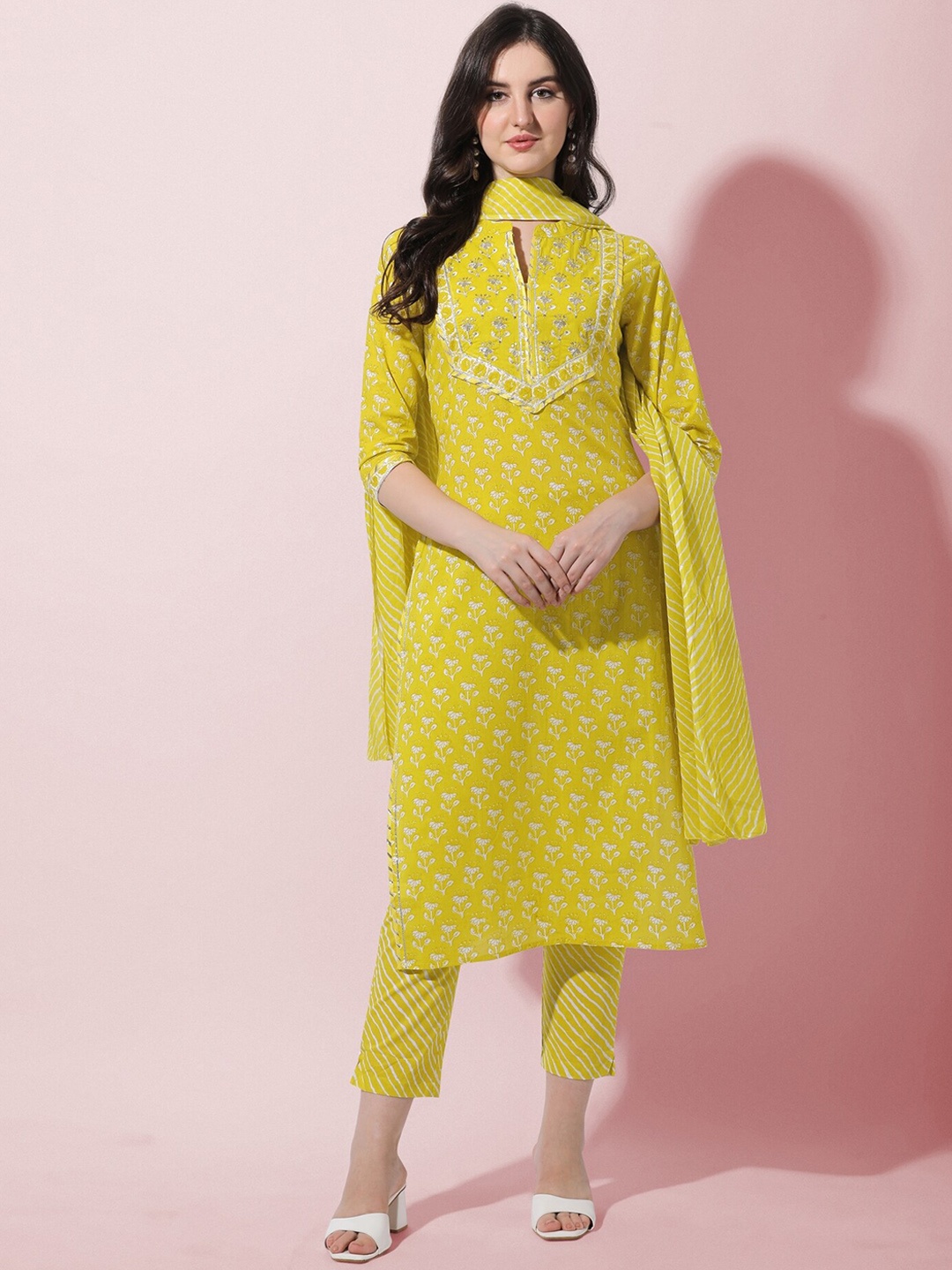 

MIRCHI FASHION Women Plus Size Yellow Printed Pure Cotton Kurti with Trousers & Dupatta