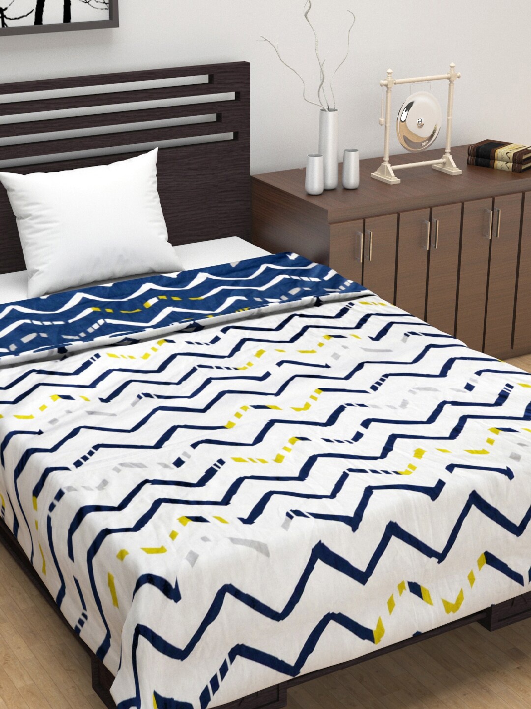 

Divine Casa Unisex Navy Blue & White 120 GSM Single Bed Reversible Cotton Dohar