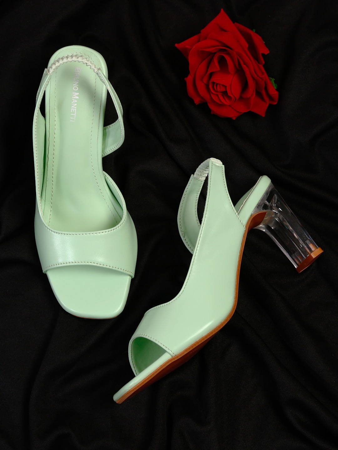 

Bruno Manetti Off White PU Block Peep Toes
