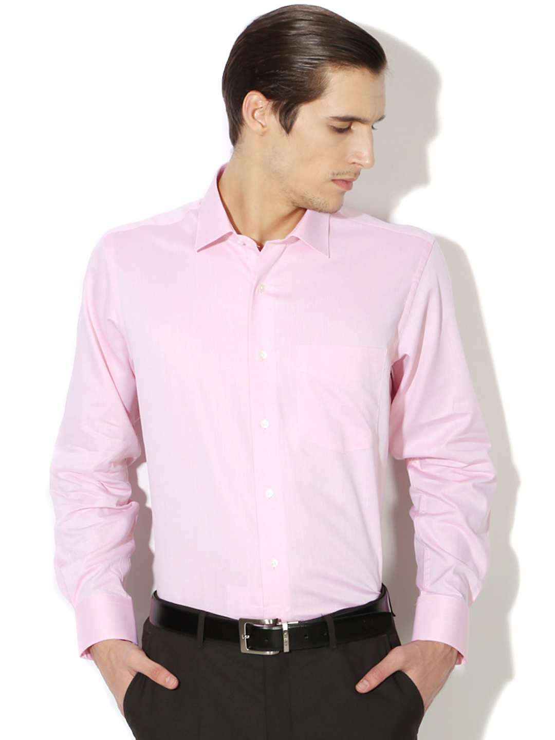 

Van Heusen Men Pink Contemporary Regular Fit Solid Formal Shirt