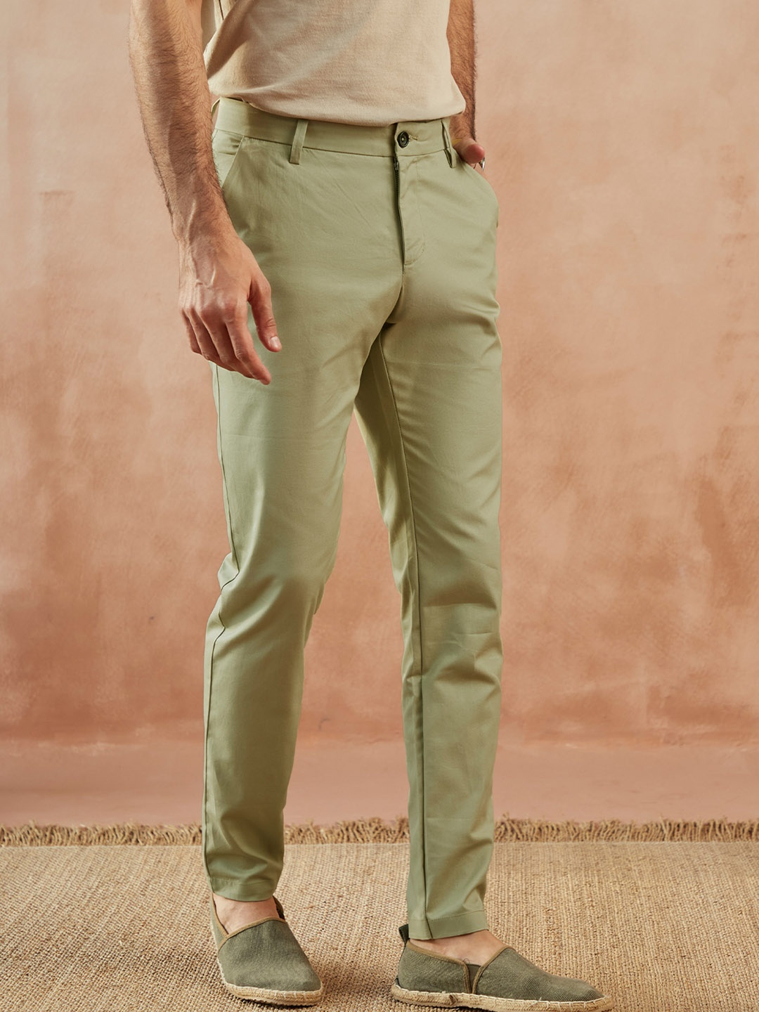

Andamen Men Green Slim Fit Regular Trousers