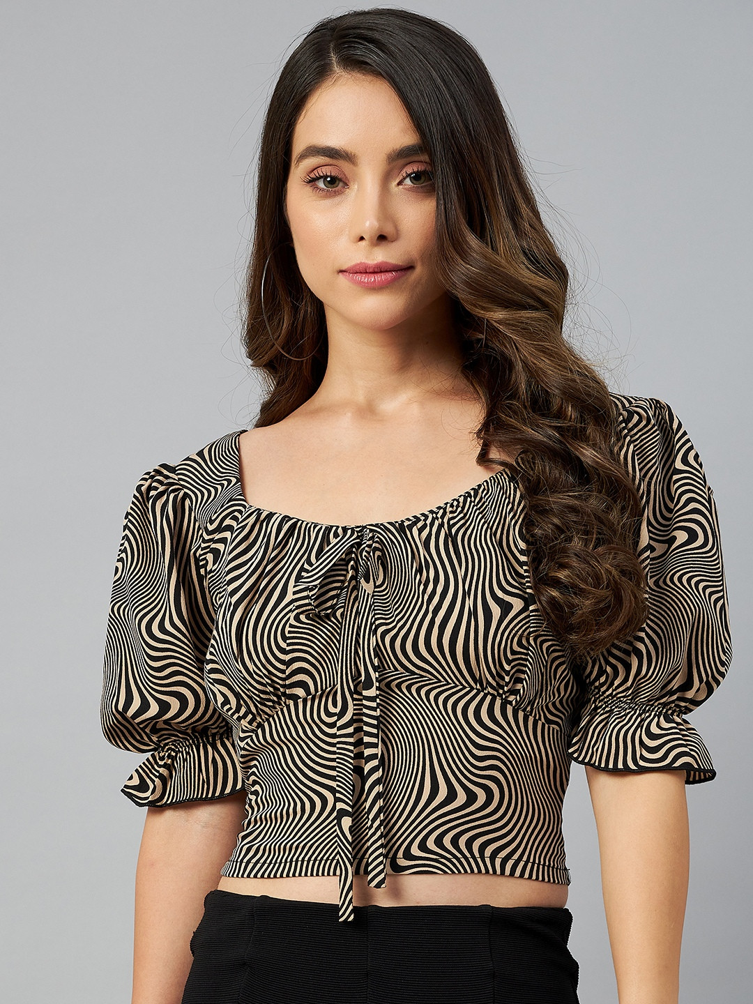 

plusS Beige & Black Geometric Print Crop Top