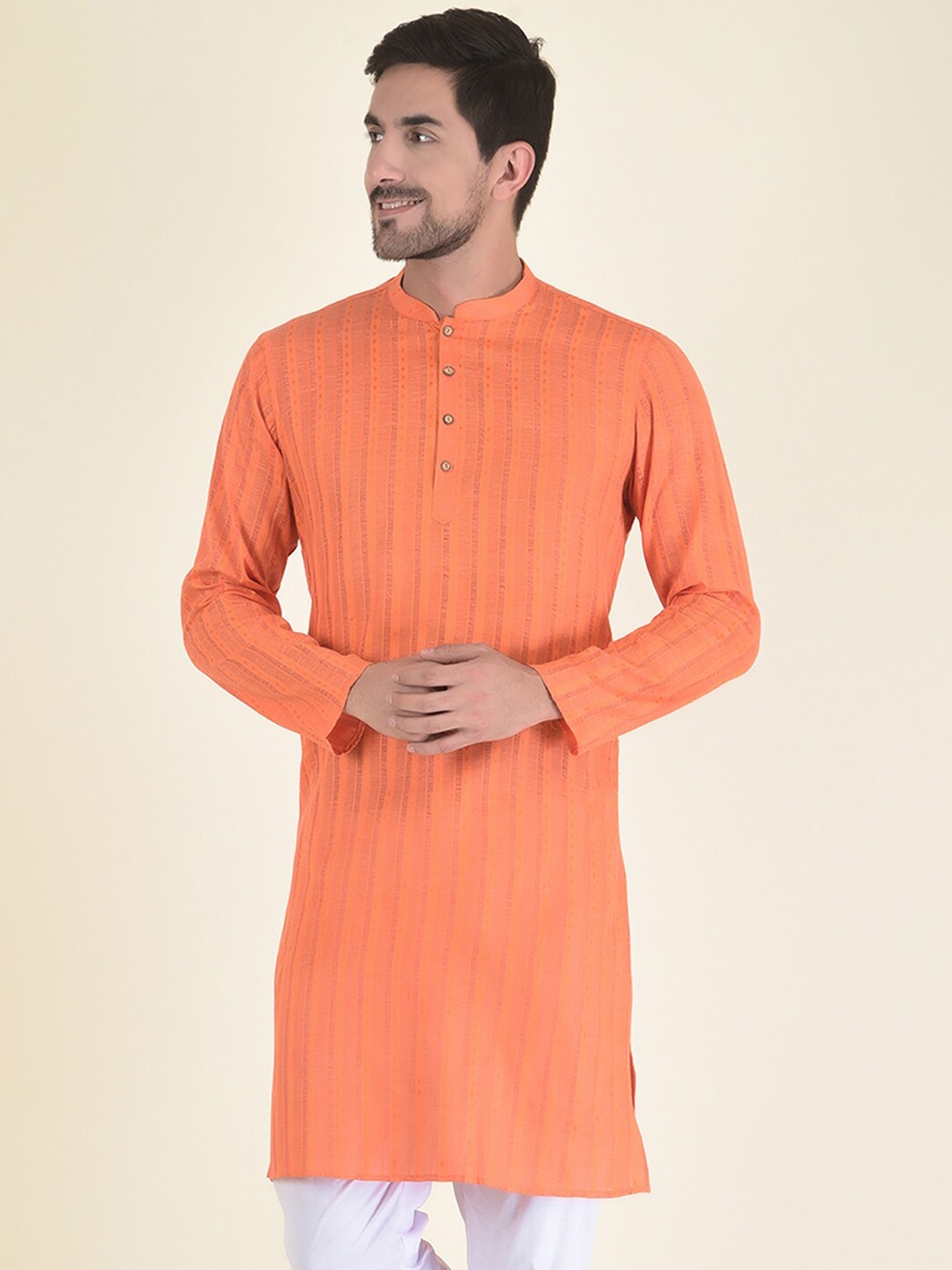 

DEYANN Men Orange Pure Cotton Kurta with Pyjamas