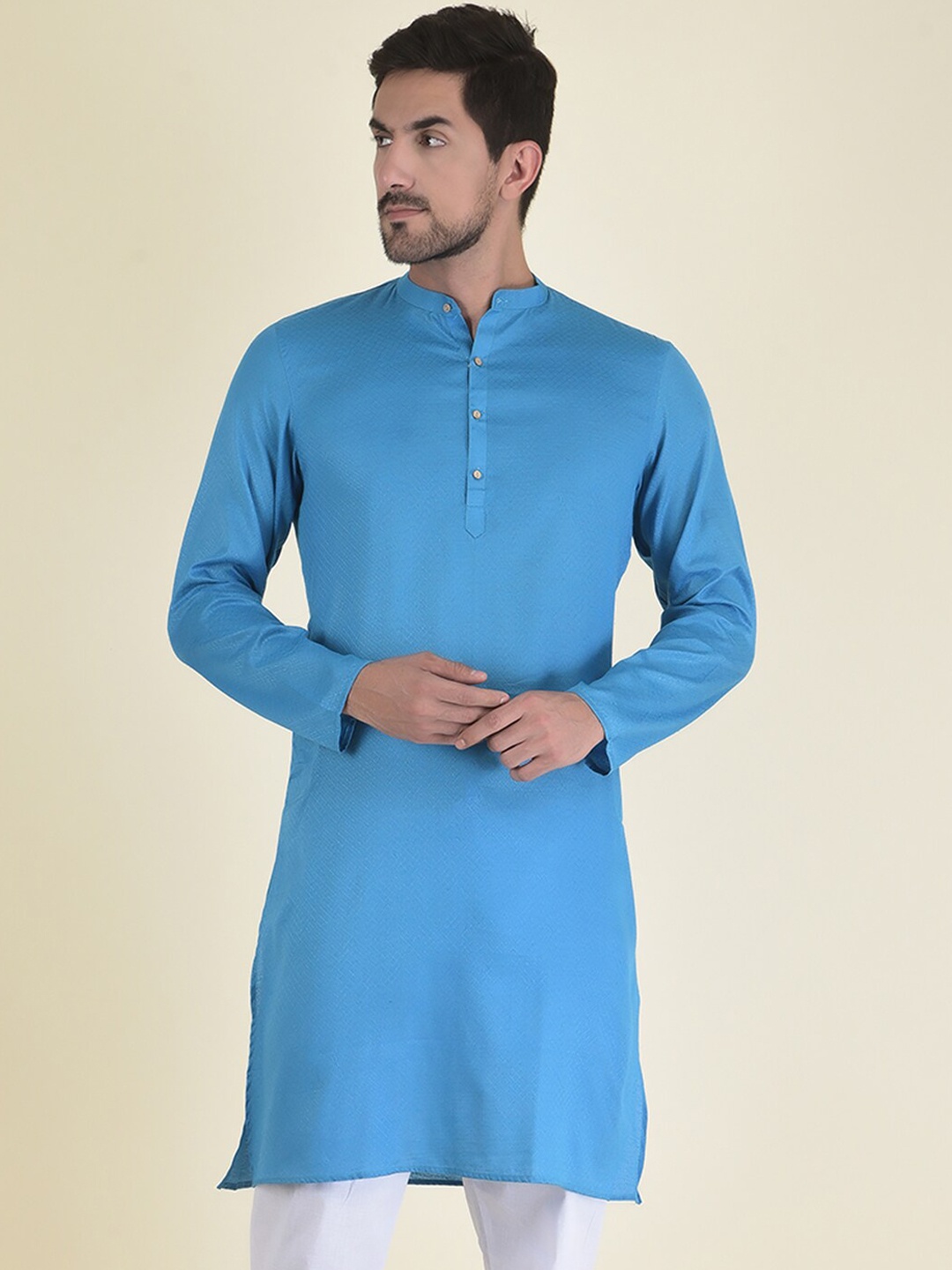 

DEYANN Men Blue Kurta with Pyjamas