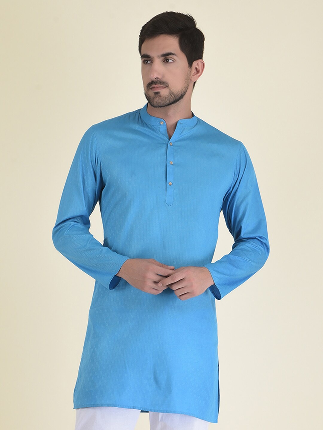 

DEYANN Men Blue Kurta with Pyjamas