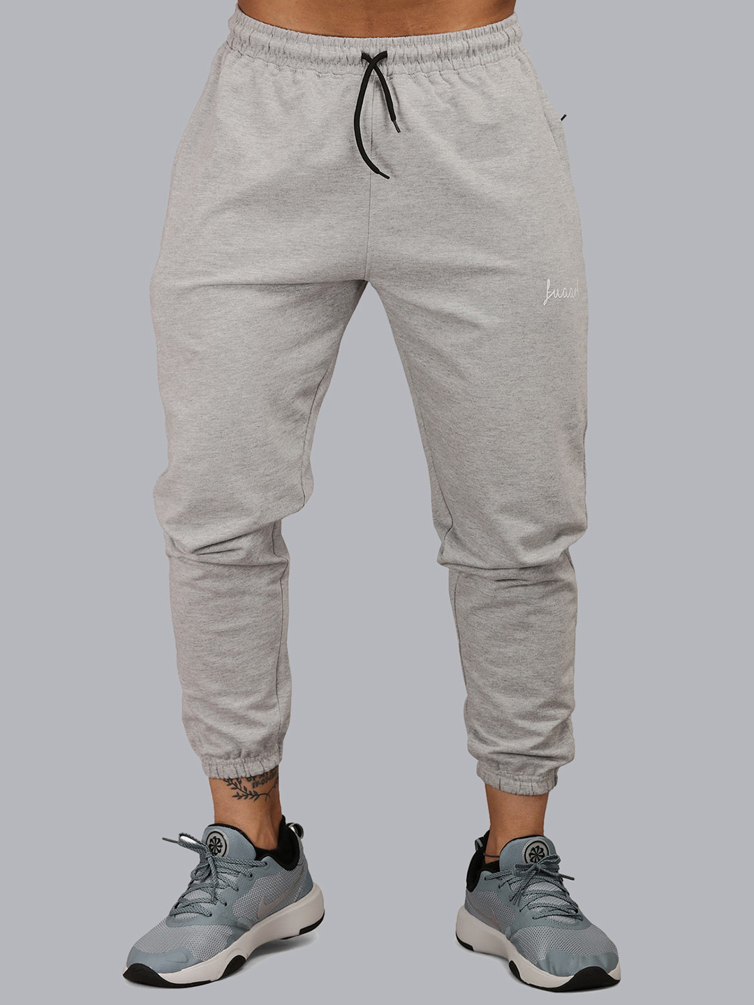 

FUAARK Men Grey Solid Joggers