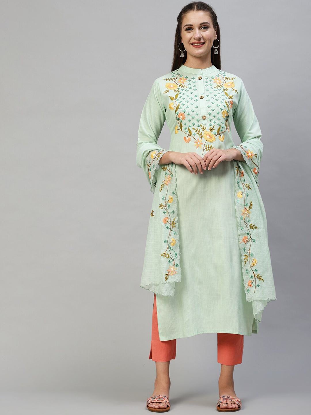 

FASHOR Women Green Floral Embroidered Thread Work Kurta