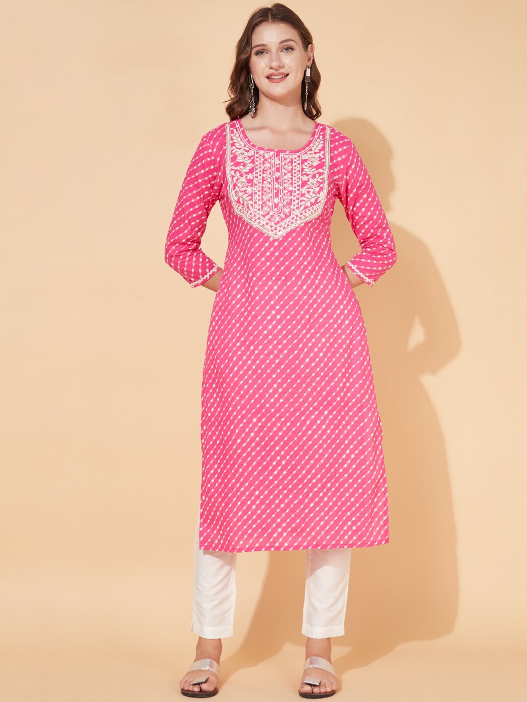 

FASHOR Women Pink Printed Mirror Work Kurta