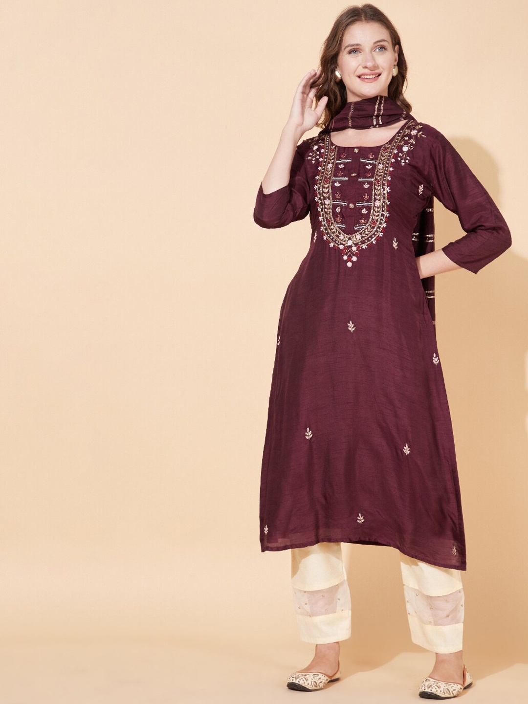 

FASHOR Women Purple Embroidered Thread Work Kurta