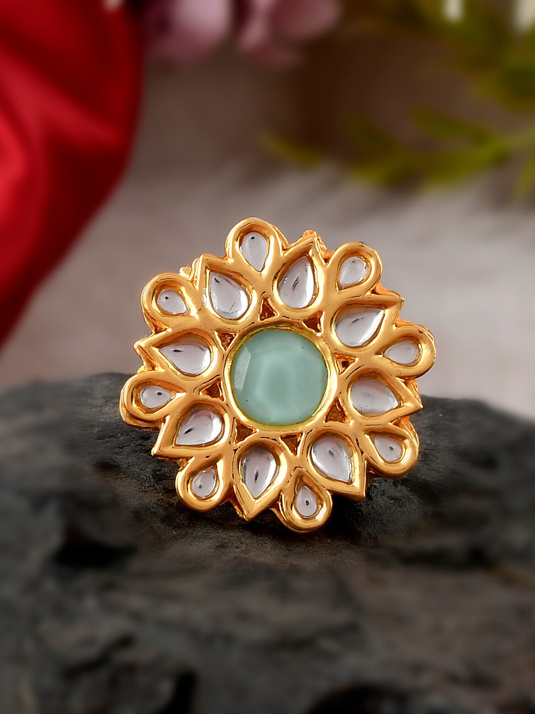 

DASTOOR Gold-Plated White Kundan Studded Ring