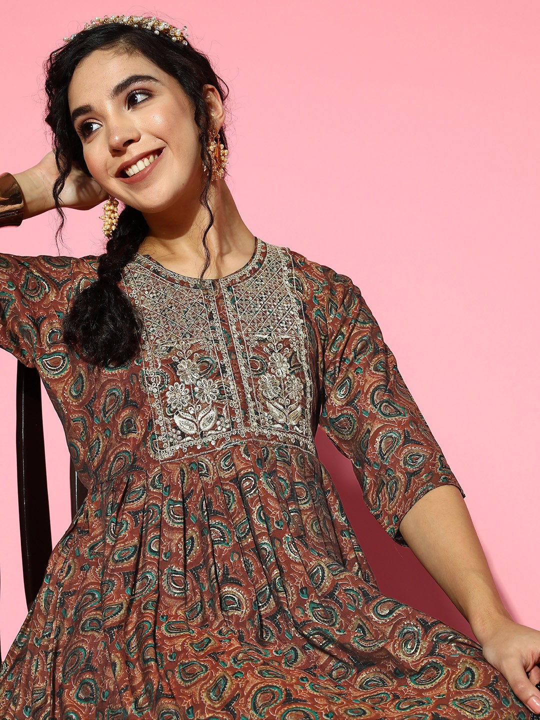

ZOLA Women Brown Ethnic Motifs Printed Anarkali Kurta
