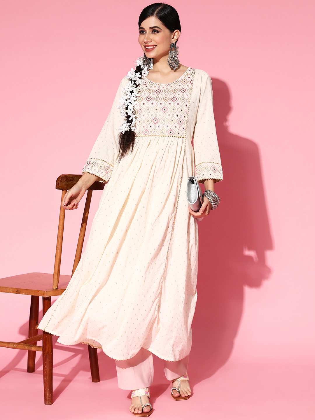 

ZOLA Women Cream-Coloured Ethnic Motifs Embroidered Mirror Work Anarkali Kurta