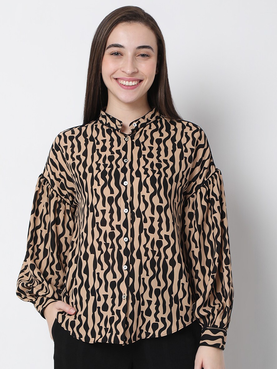 

Vero Moda Women Brown Printed Drop-Down Cuffed Sleeve Casual Shirt