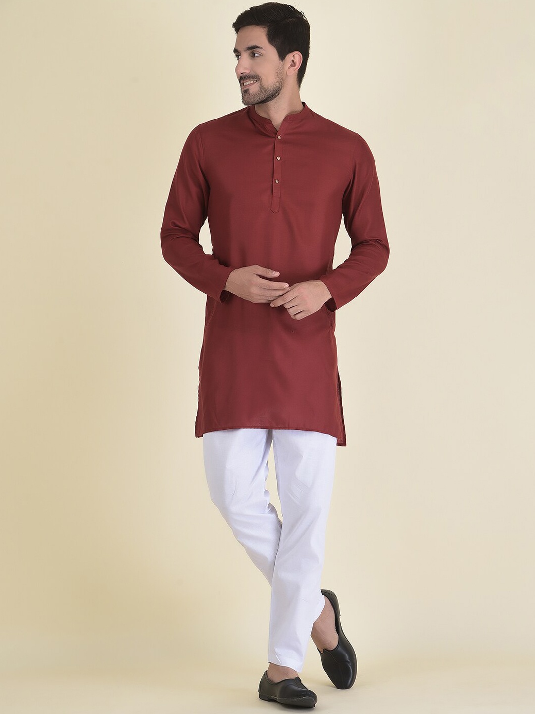 

DEYANN Men Maroon Pure Cotton Kurta with Pyjamas