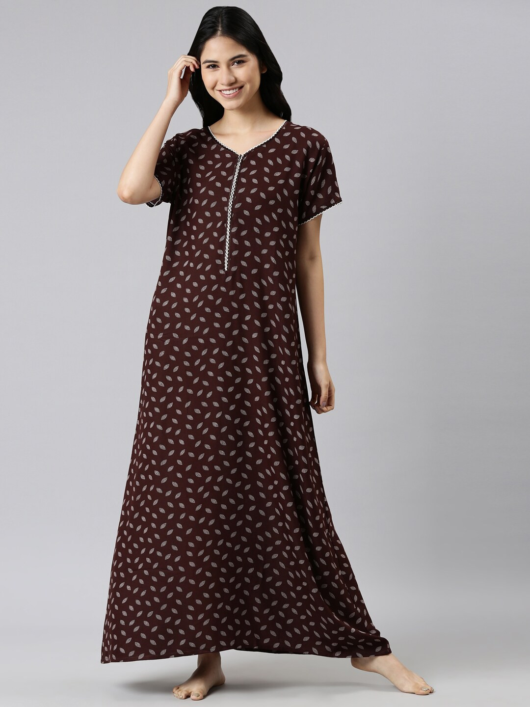 

GOLDSTROMS Women Burgundy Printed Maxi Nightdress