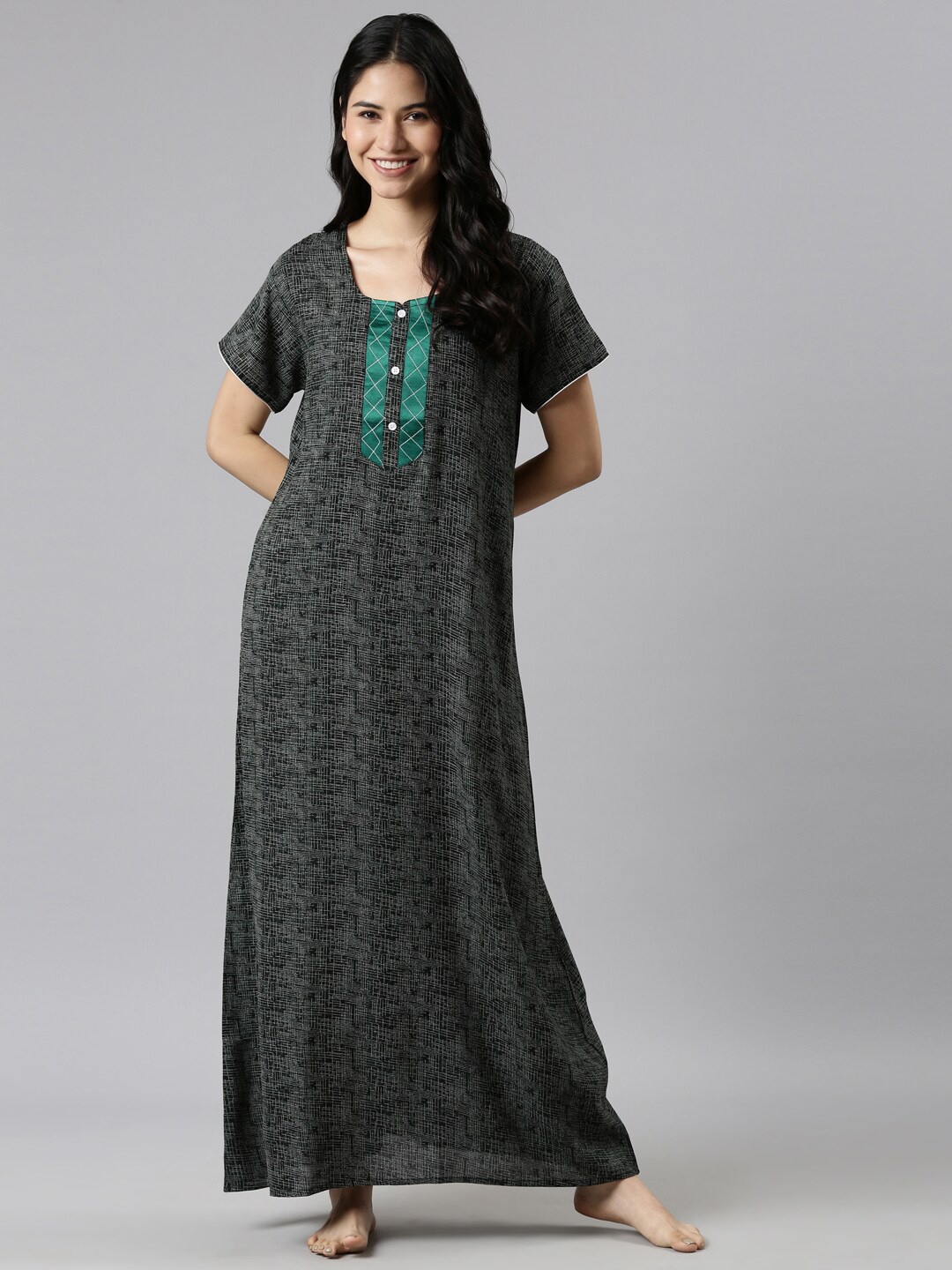 

GOLDSTROMS Green Printed Maxi Nightdress