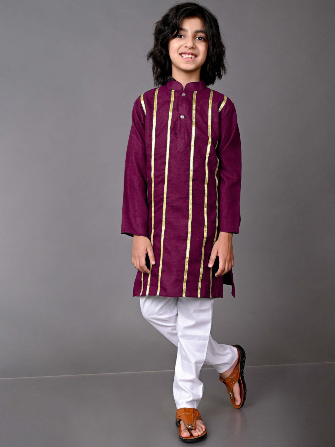 

VESHAM Boys Burgundy Yoke Design Pleated Kurti with Pyjamas