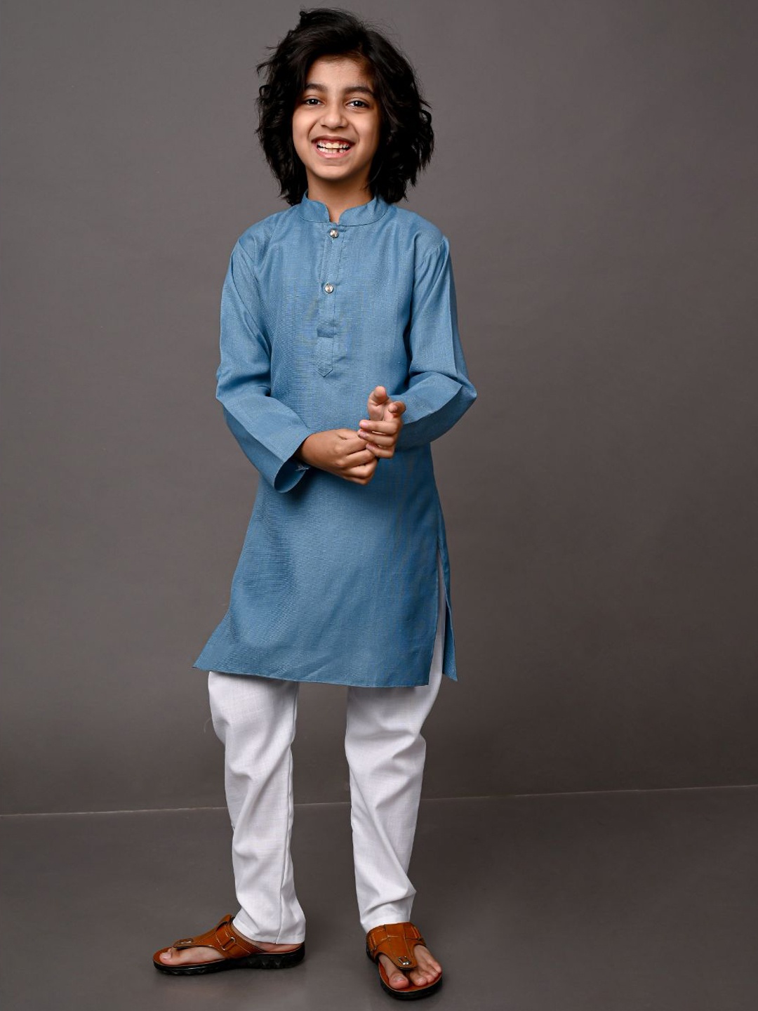 

VESHAM Boys Blue Embroidered Angrakha Kurti with Trousers