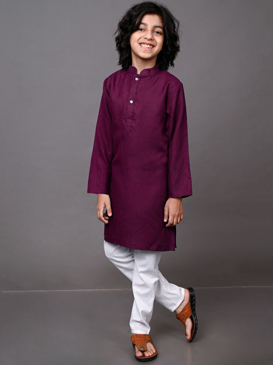 

VESHAM Boys Burgundy Kurta with Pyjamas
