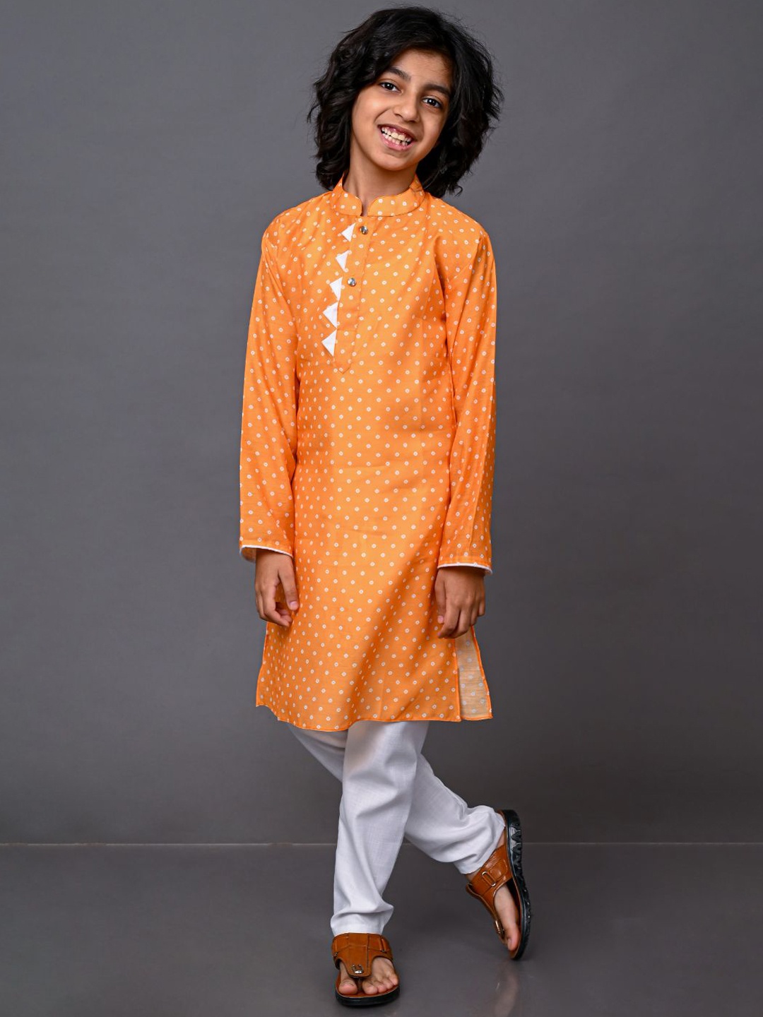 

VESHAM Boys Yellow Printed Kurta with Pyjamas