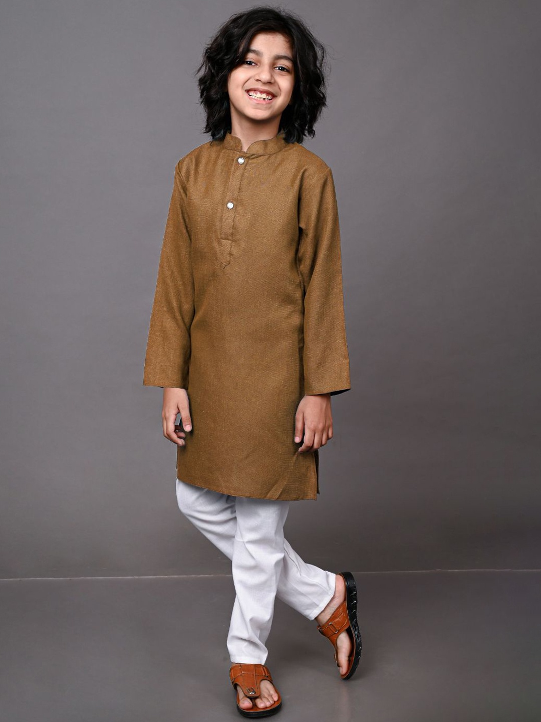 

VESHAM Boys Khaki Kurta with Pyjamas