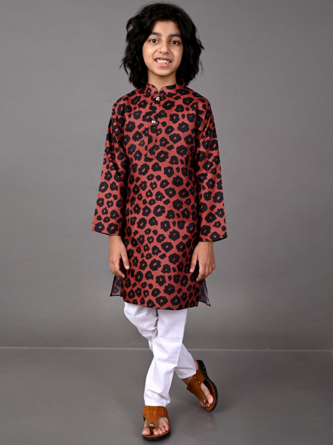 

VESHAM Boys Brown Floral Pleated Kurti with Pyjamas