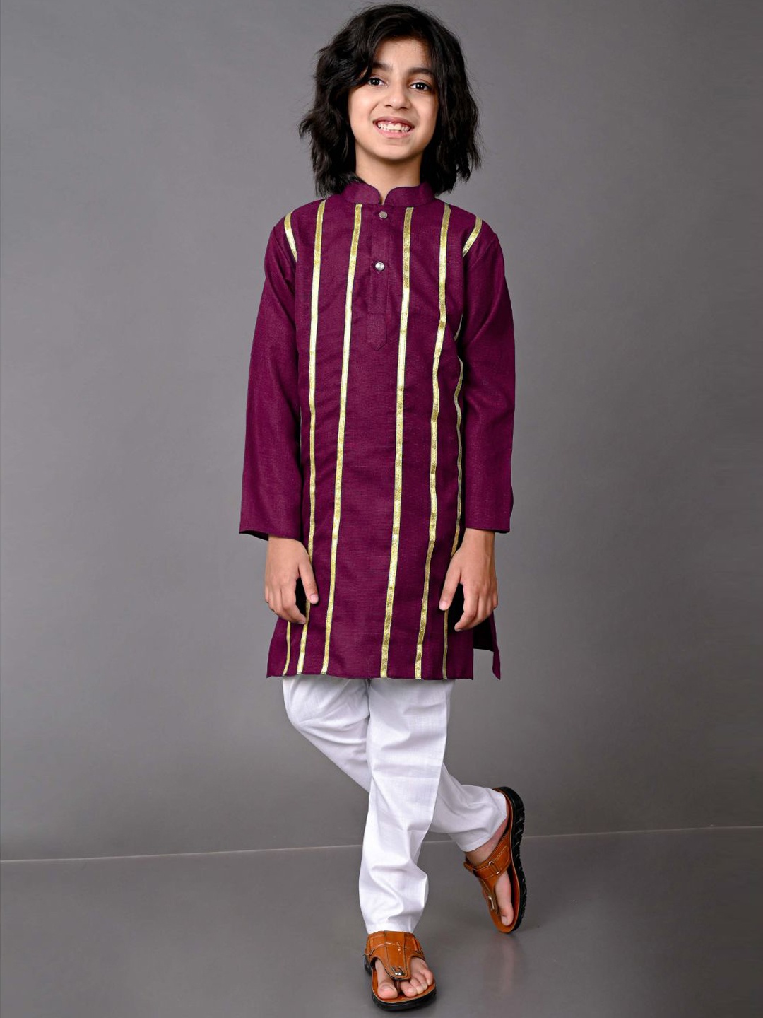 

VESHAM Boys Burgundy Striped Panelled Gotta Patti Kurta with Pyjamas