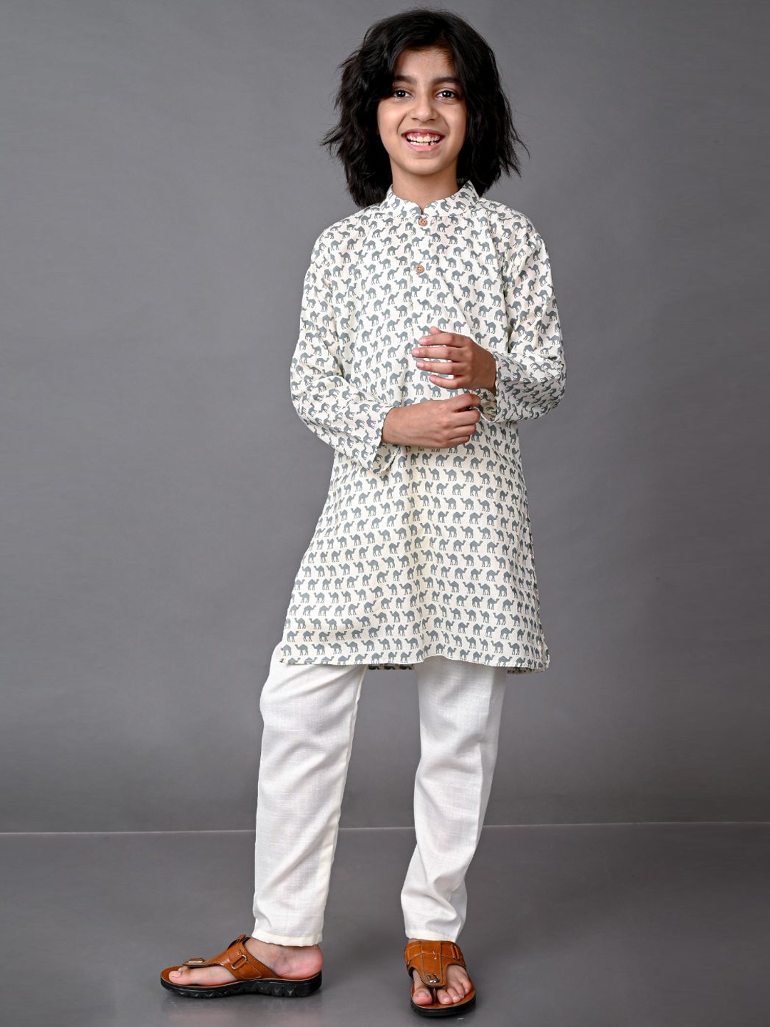 

VESHAM Boys Beige Animal Printed Kurti with Pyjamas