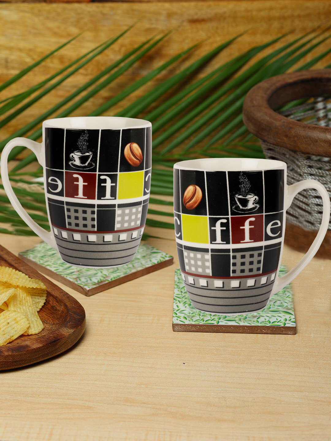 

ZEVORA White & Black Set of 2 Dishwasher Safe Ceramic Glossy Mugs 300ml Each