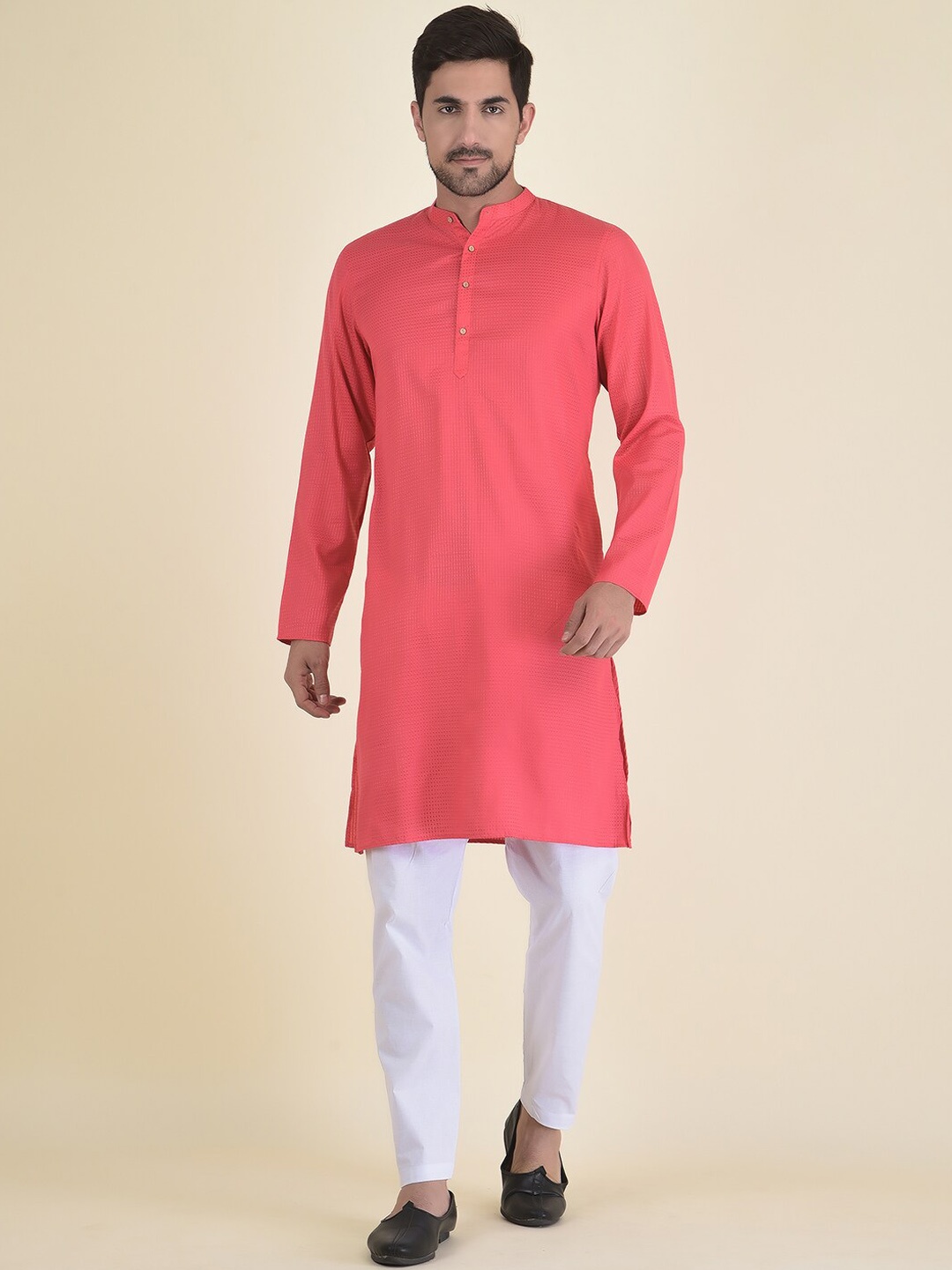 

DEYANN Men Pink Kurta with Pyjamas