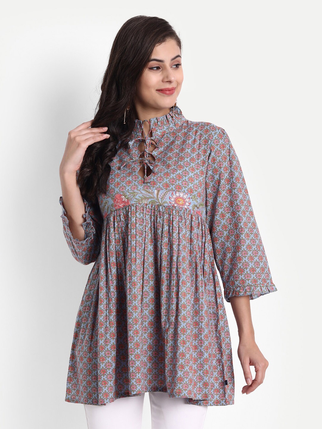 

githaan Women Blue & Pink Printed Mandarin Collar Empire Top