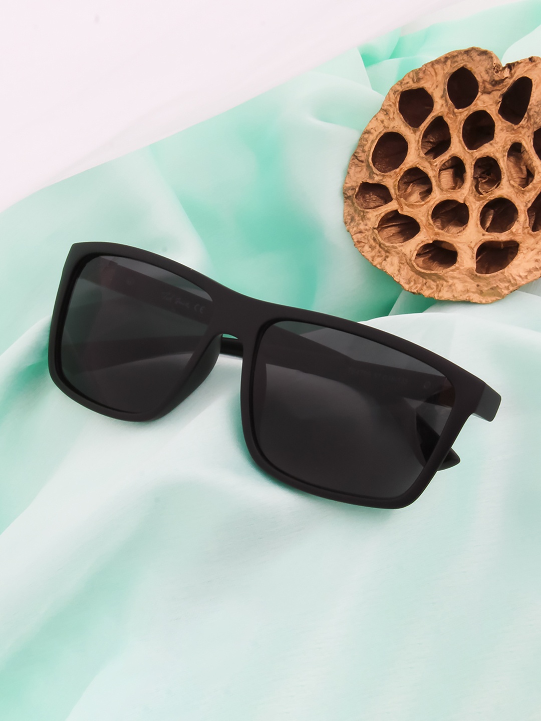 

Ted Smith Unisex Grey Lens & Black Wayfarer Sunglasses with UV Protected Lens