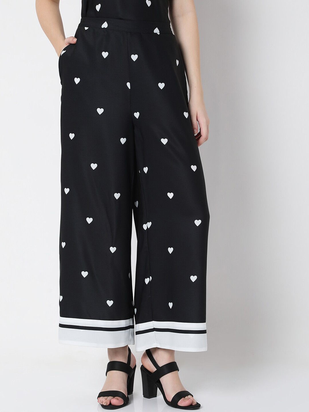 

Vero Moda Women Black Printed High-Rise Pleated Trousers