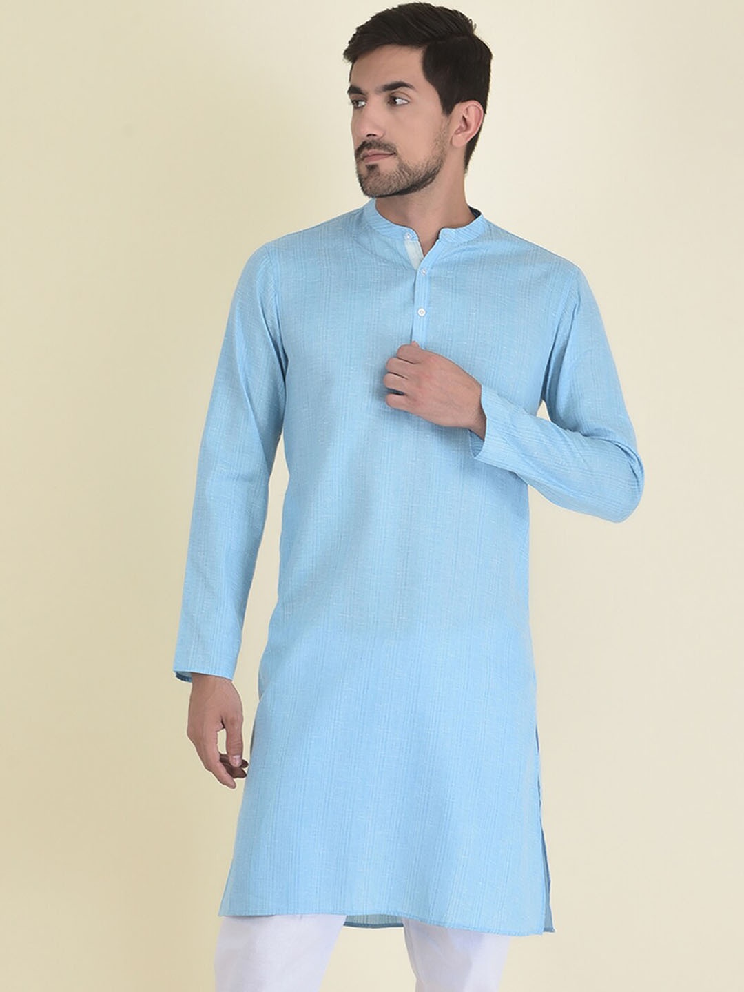 

DEYANN Men Blue Kurta with Pyjamas