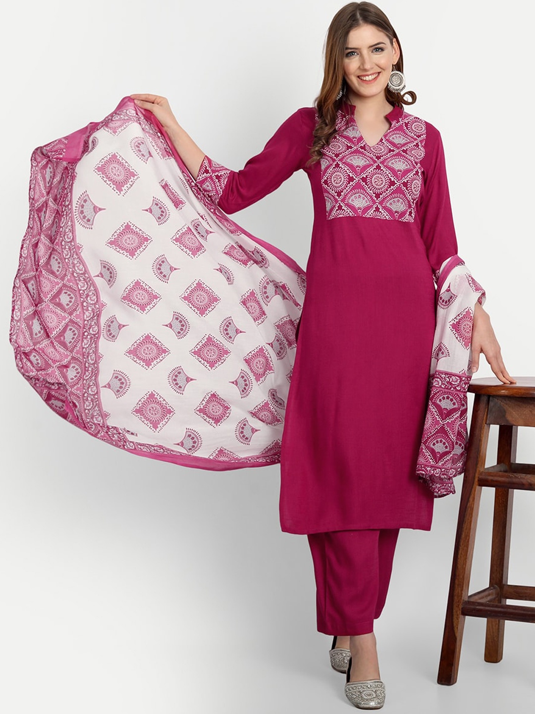 

githaan Women Pink Printed Kurta with Palazzos & With Dupatta