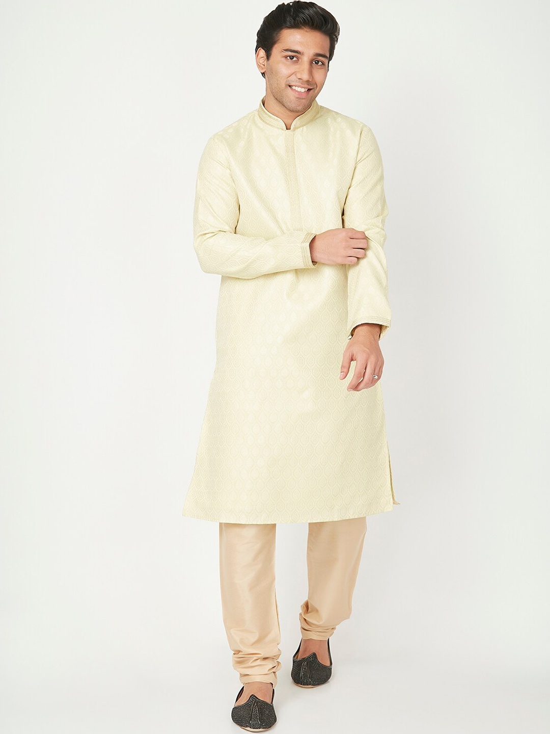 

Ethnicity Men Green Striped Kurta with Trousers