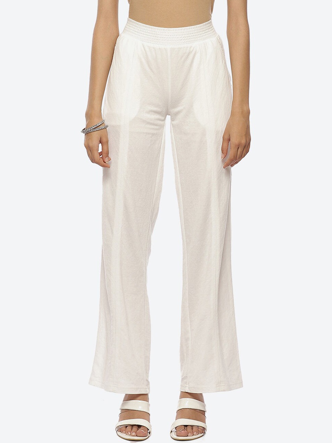 

Lakshita Women Off White Relaxed Loose Fit Chambray Ethnic Trousers