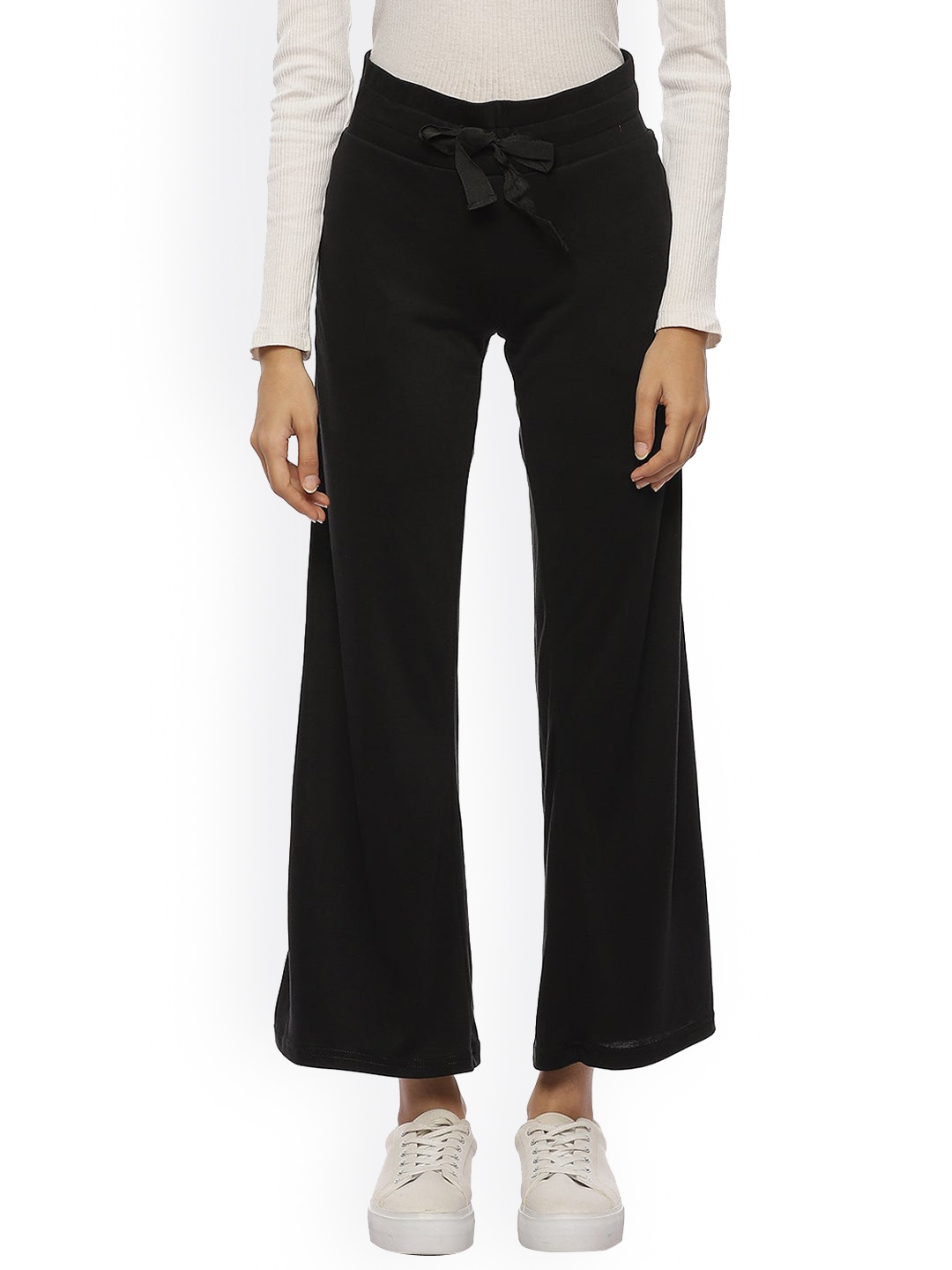 

Lakshita Women Black Relaxed Loose Fit Chambray Trousers