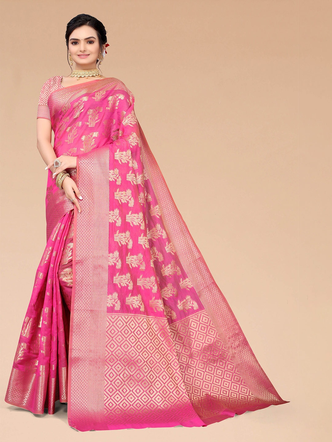 

Mitera Pink & Gold-Toned Woven Design Zari Organza Saree