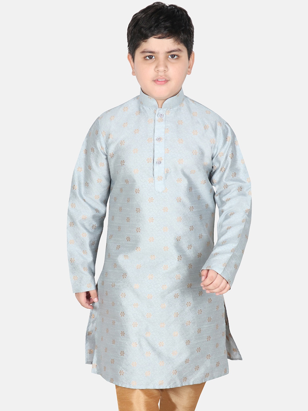 

SG YUVRAJ Boys Turquoise Blue Ethnic Motifs Raw Silk Kurta