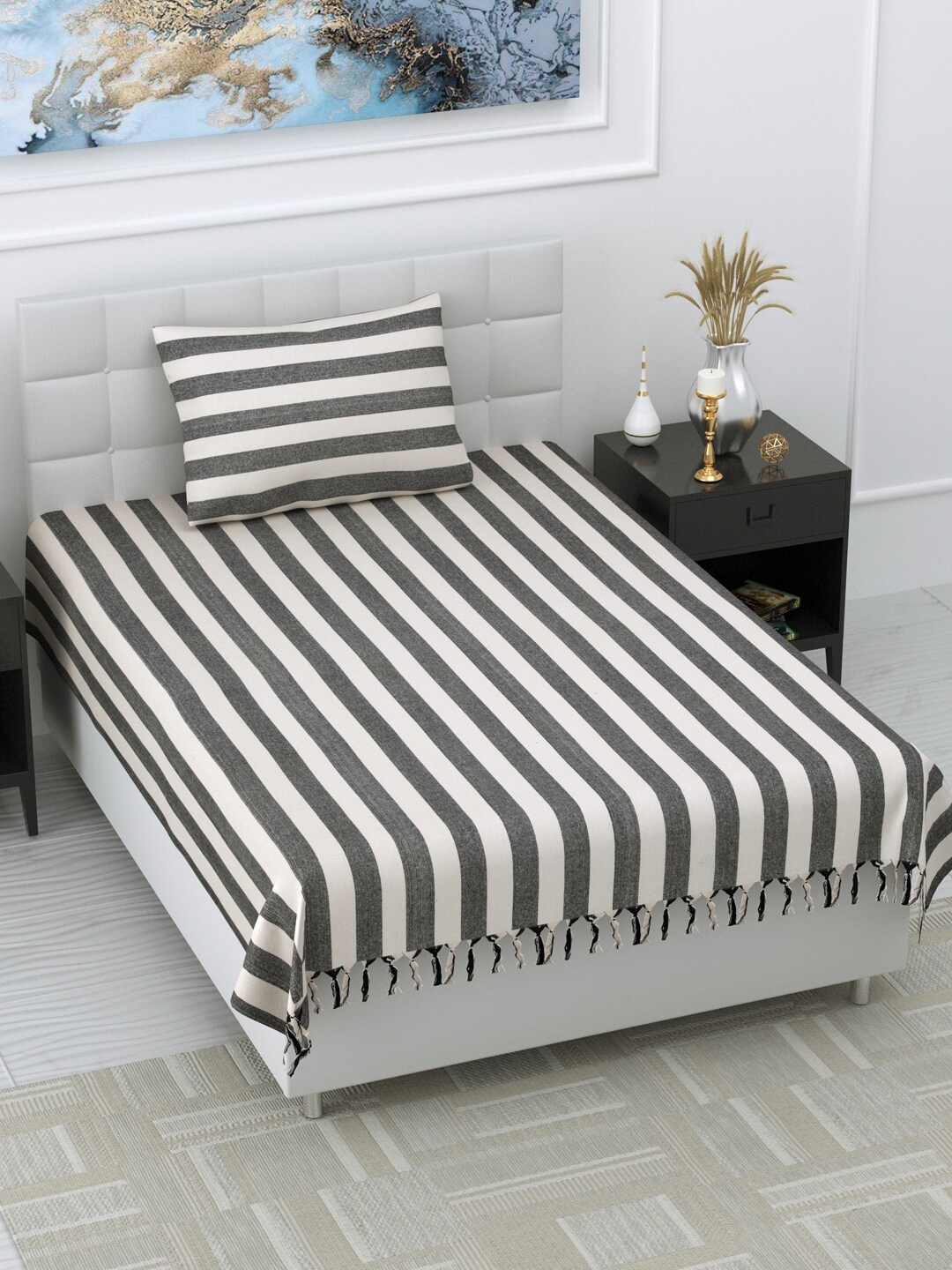 

Varde Unisex Black Bedsheets