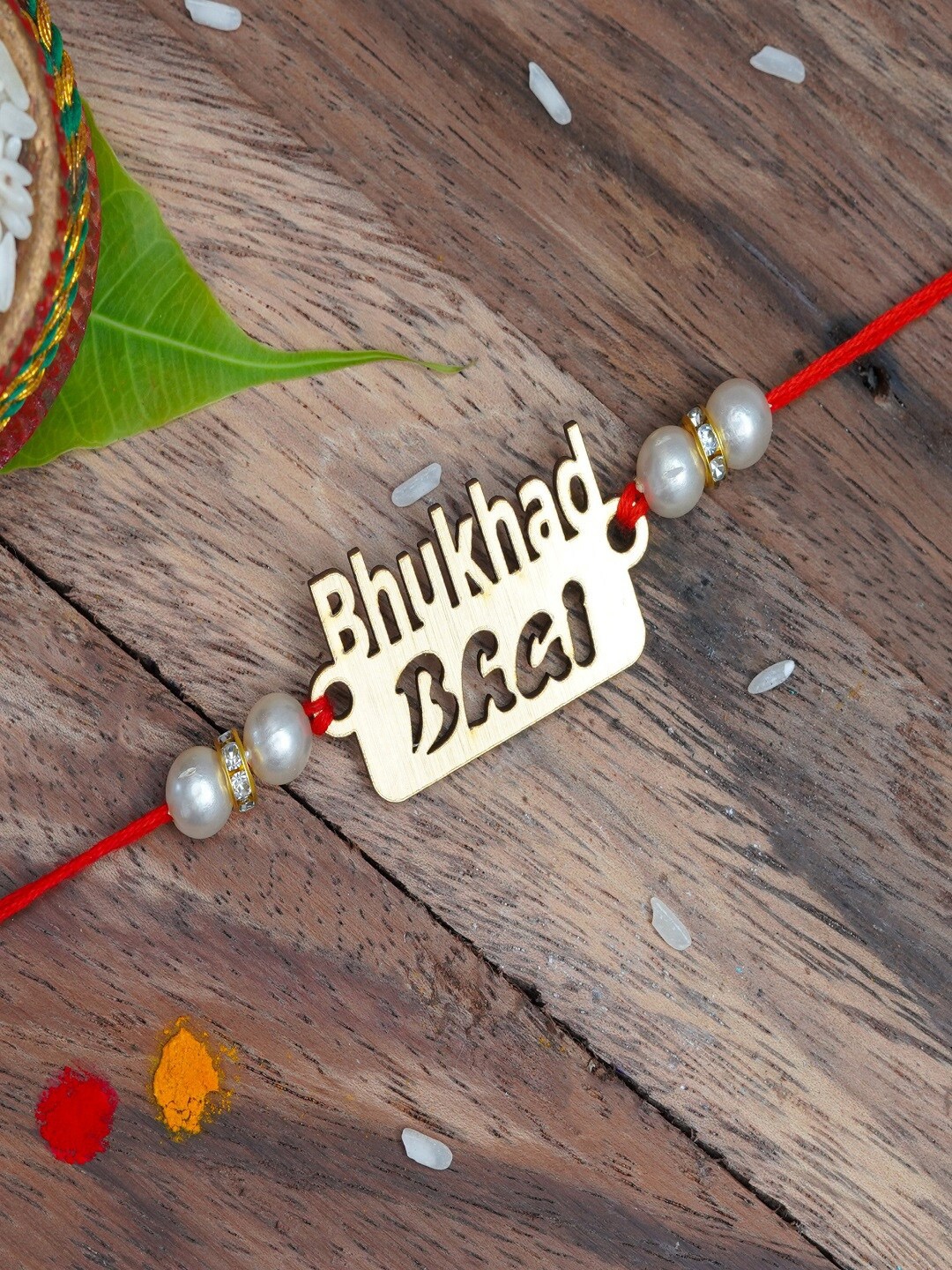 

The Magic Wand Boys Gold-Toned Fancy Bhukkad Bhai Rakhi