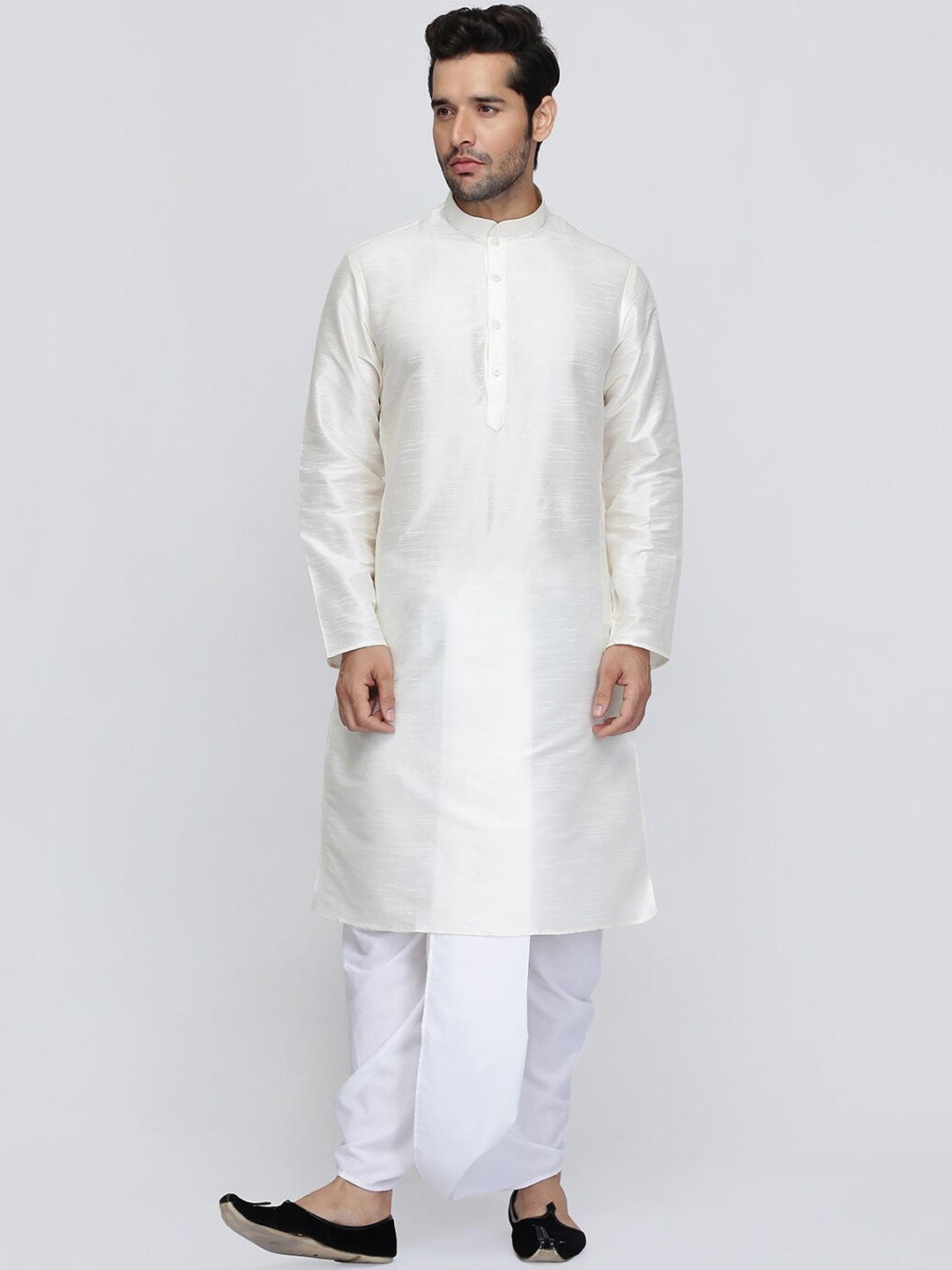 

ROYAL KURTA Men White Solid Kurta Set