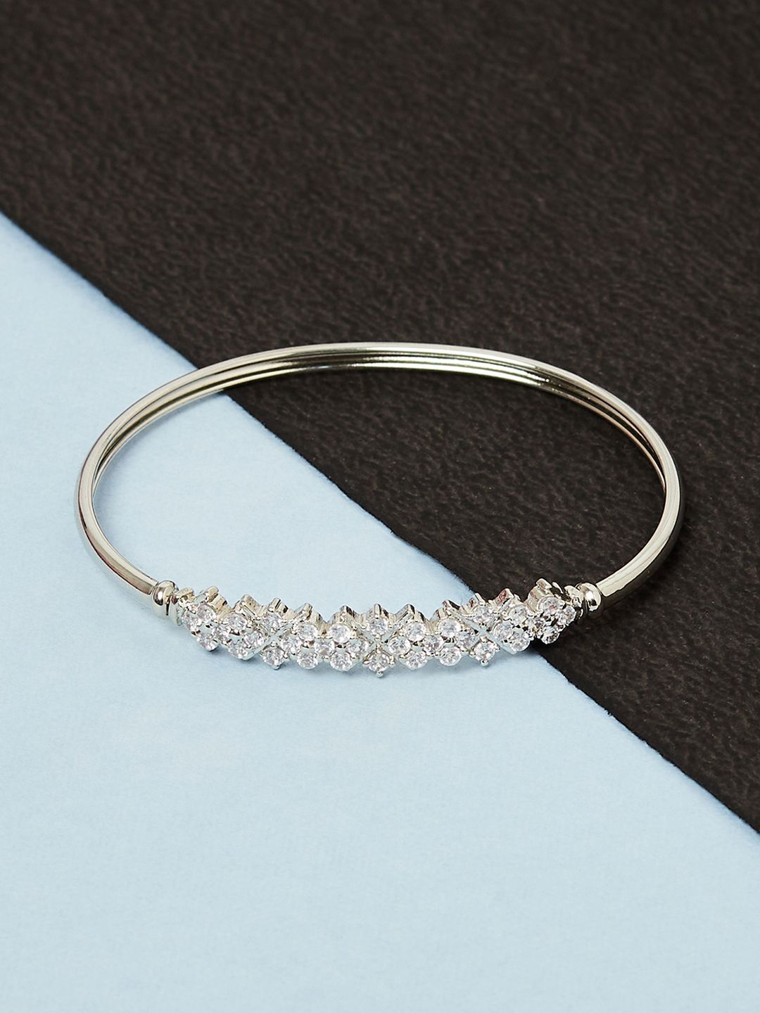 

Voylla Women Silver-Toned & White Brass Gold-Plated Cuff Bracelet