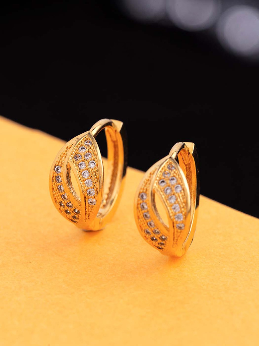 

Voylla Gold-Toned Contemporary Petal Motif Earrings