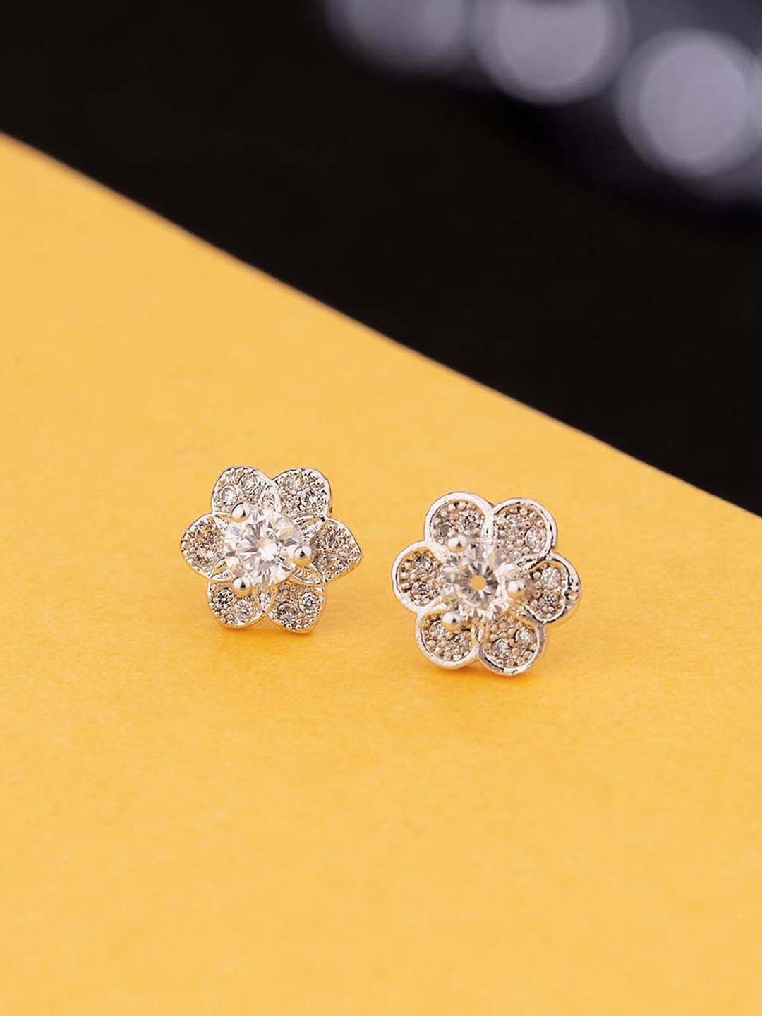 

Voylla Silver-Toned Contemporary Tiny Floral Stud Earrings