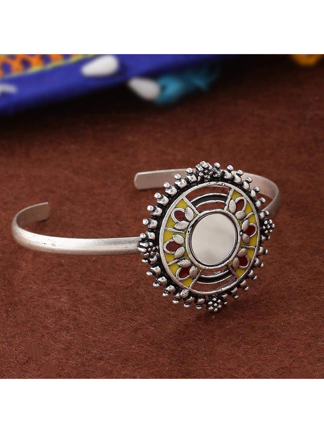

Voylla Women Silver Bracelet