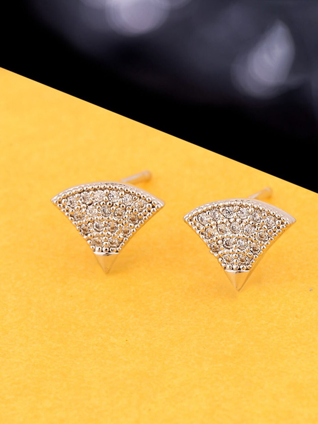 

Voylla Women Silver-Plated Contemporary Studs Earrings